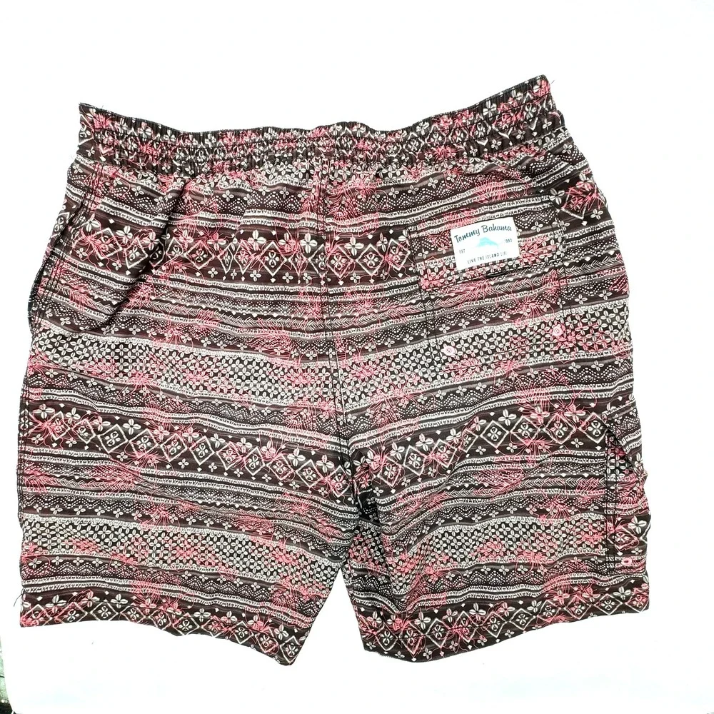 TOMMY BAHAMA Men's Large Brown Pink White Boho Baja‎ Bora Bora Batik Swim Shorts